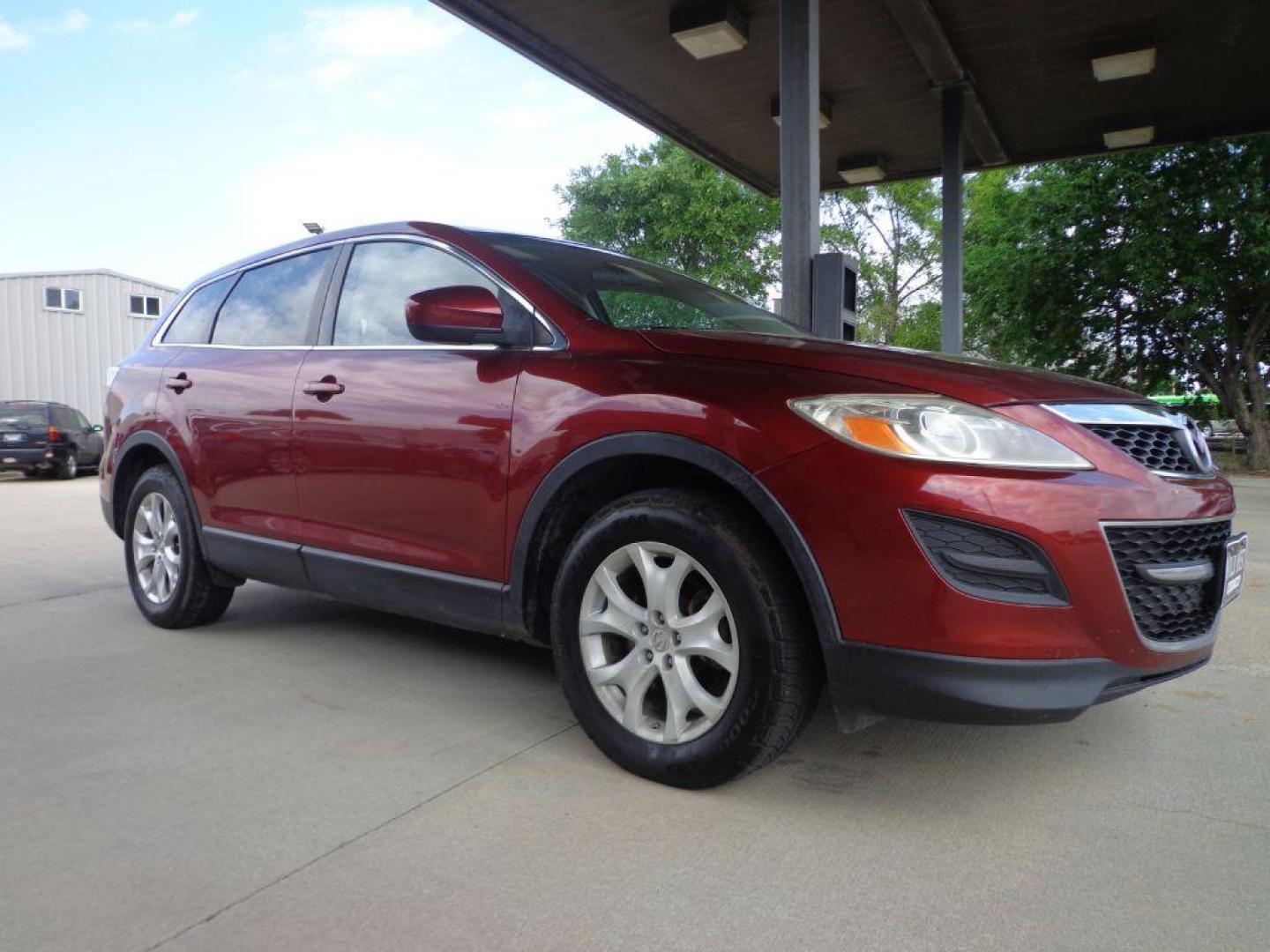 2012 MAROON MAZDA CX-9 (JM3TB3CA6C0) with an 3.7L engine, Automatic transmission, located at 6610 L St., Omaha, NE, 68117, (402) 731-7800, 41.212872, -96.014702 - Photo#2