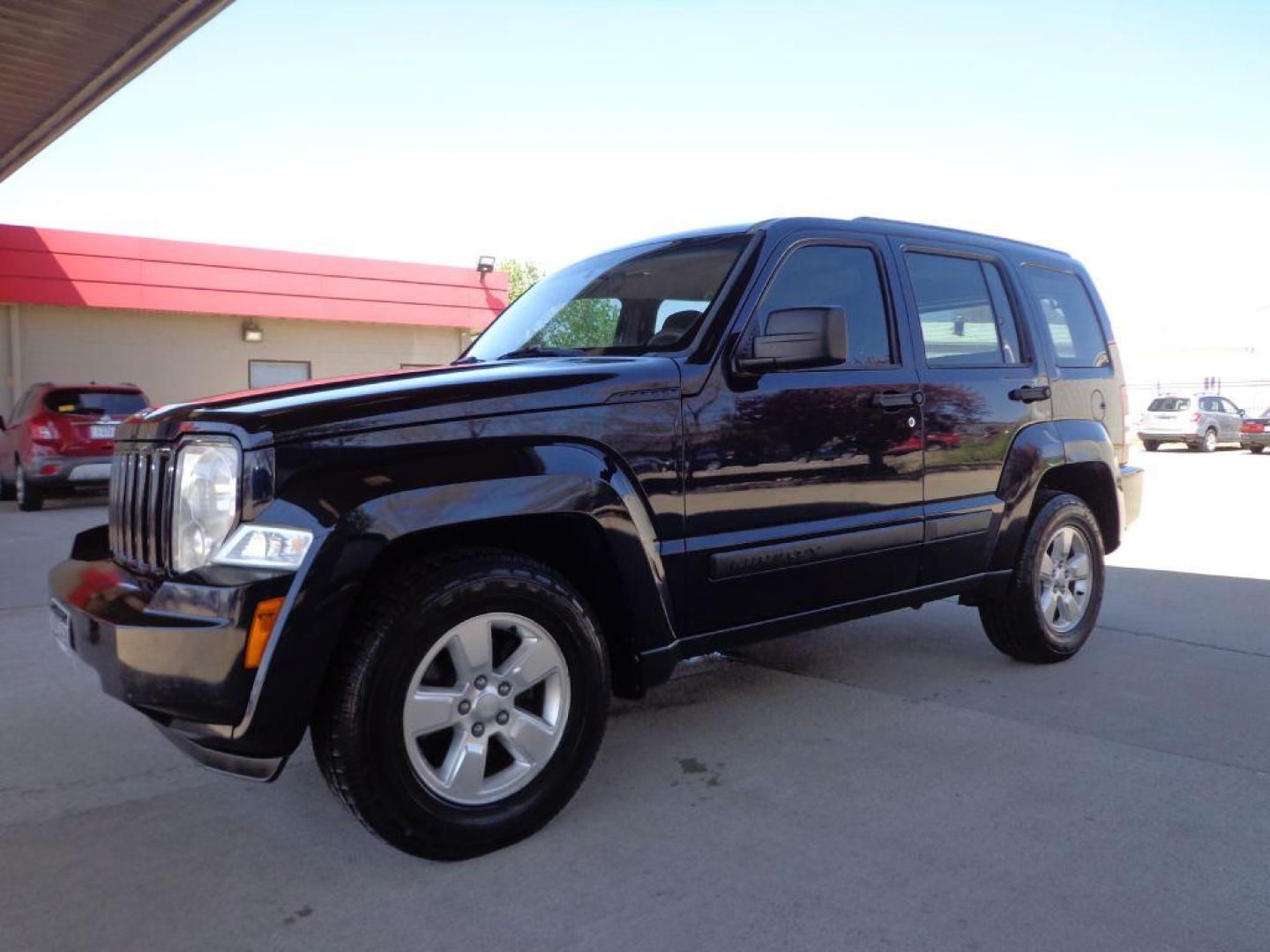 2011 BLUE JEEP LIBERTY SPORT (1J4PP2GK3BW) with an 3.7L engine, Automatic transmission, located at 6610 L St., Omaha, NE, 68117, (402) 731-7800, 41.212872, -96.014702 - Photo#0