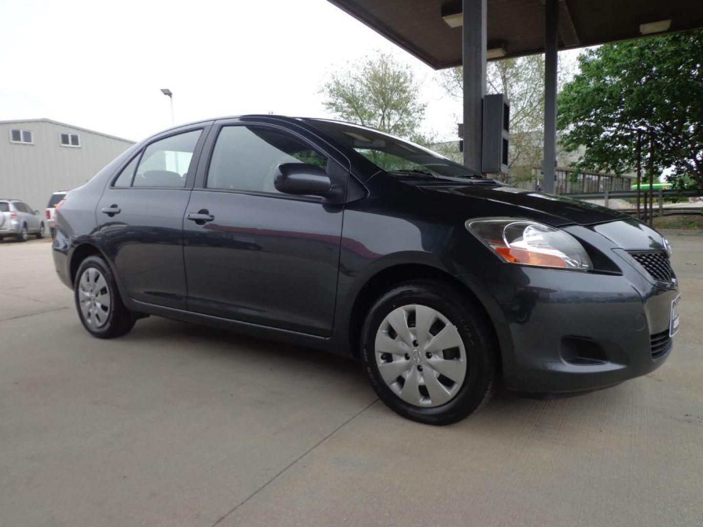 2010 GRAY TOYOTA YARIS (JTDBT4K38A1) with an 1.5L engine, Automatic transmission, located at 6610 L St., Omaha, NE, 68117, (402) 731-7800, 41.212872, -96.014702 - 2-OWNER CLEAN CARFAX LOW MILES WITH NEW TIRES! *****We have found that most customers do the majority of their shopping online before visiting a dealership. For this reason we feel it necessary to have a competitive price on our used vehicles right up front. We spend time researching the region - Photo#2