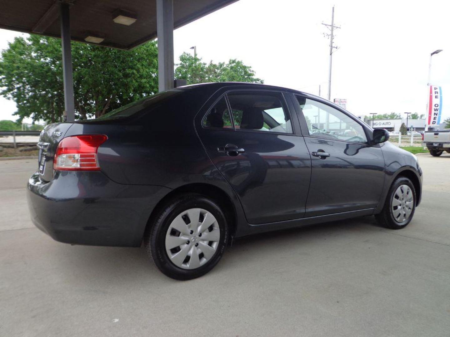 2010 GRAY TOYOTA YARIS (JTDBT4K38A1) with an 1.5L engine, Automatic transmission, located at 6610 L St., Omaha, NE, 68117, (402) 731-7800, 41.212872, -96.014702 - 2-OWNER CLEAN CARFAX LOW MILES WITH NEW TIRES! *****We have found that most customers do the majority of their shopping online before visiting a dealership. For this reason we feel it necessary to have a competitive price on our used vehicles right up front. We spend time researching the region - Photo#3