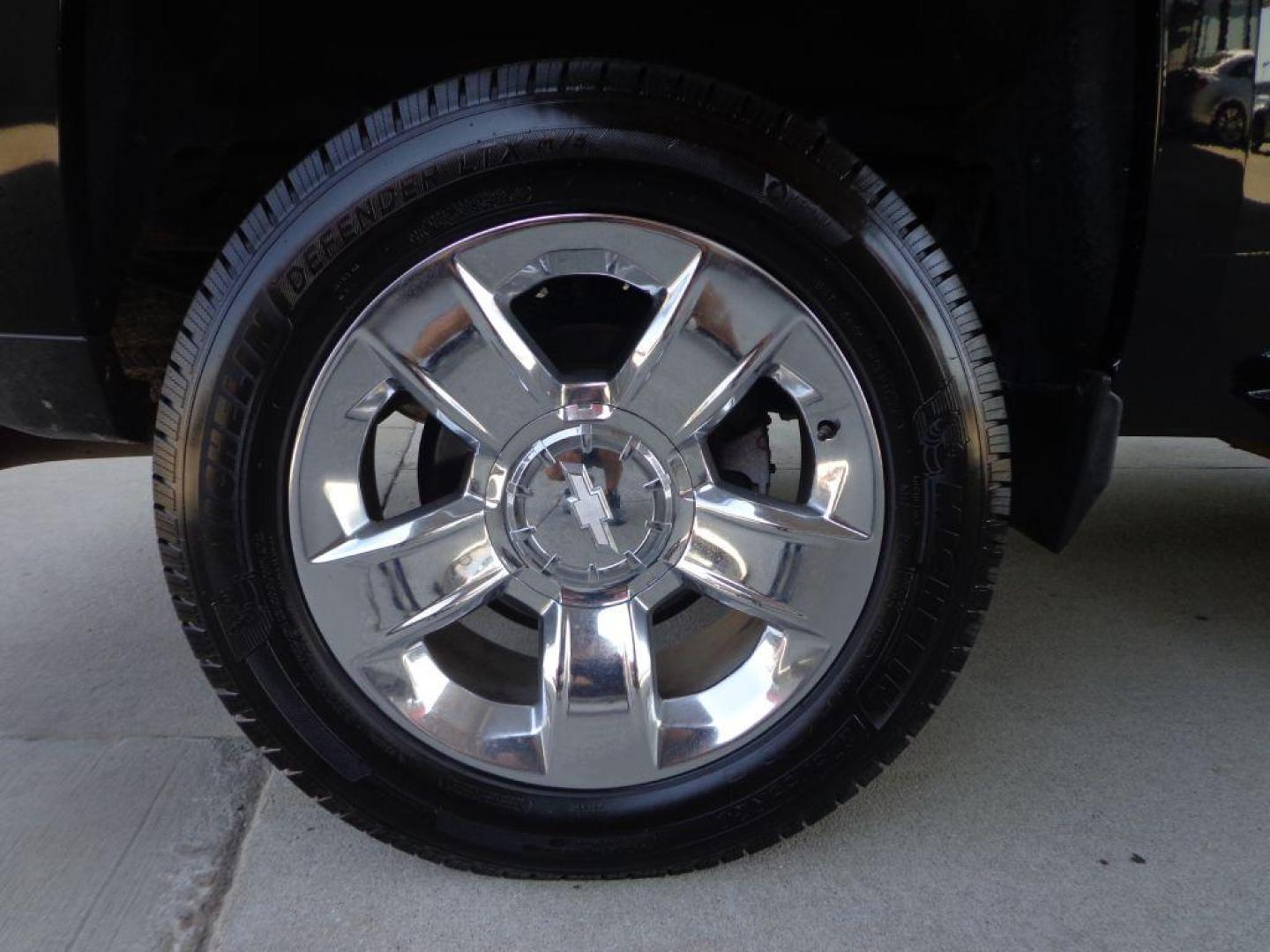 2014 BLACK CHEVROLET SILVERADO 1500 LTZ (3GCUKSECXEG) with an 5.3L engine, Automatic transmission, located at 6610 L St., Omaha, NE, 68117, (402) 731-7800, 41.212872, -96.014702 - Photo#9