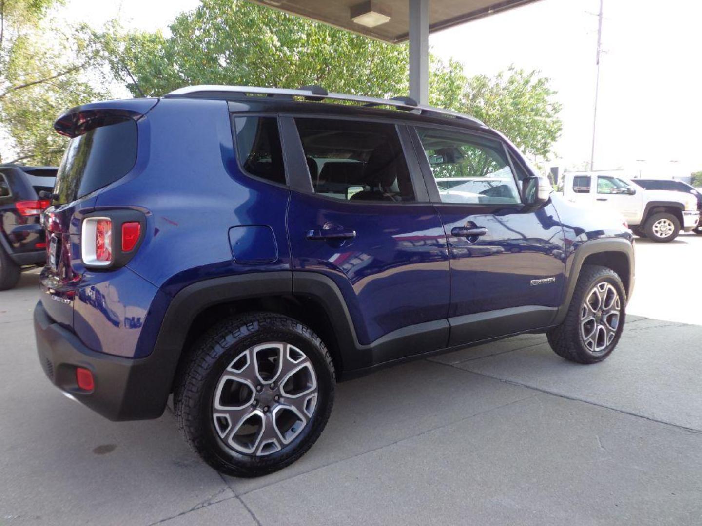 2016 BLUE JEEP RENEGADE LIMITED (ZACCJBDT0GP) with an 2.4L engine, Automatic transmission, located at 6610 L St., Omaha, NE, 68117, (402) 731-7800, 41.212872, -96.014702 - Photo#4