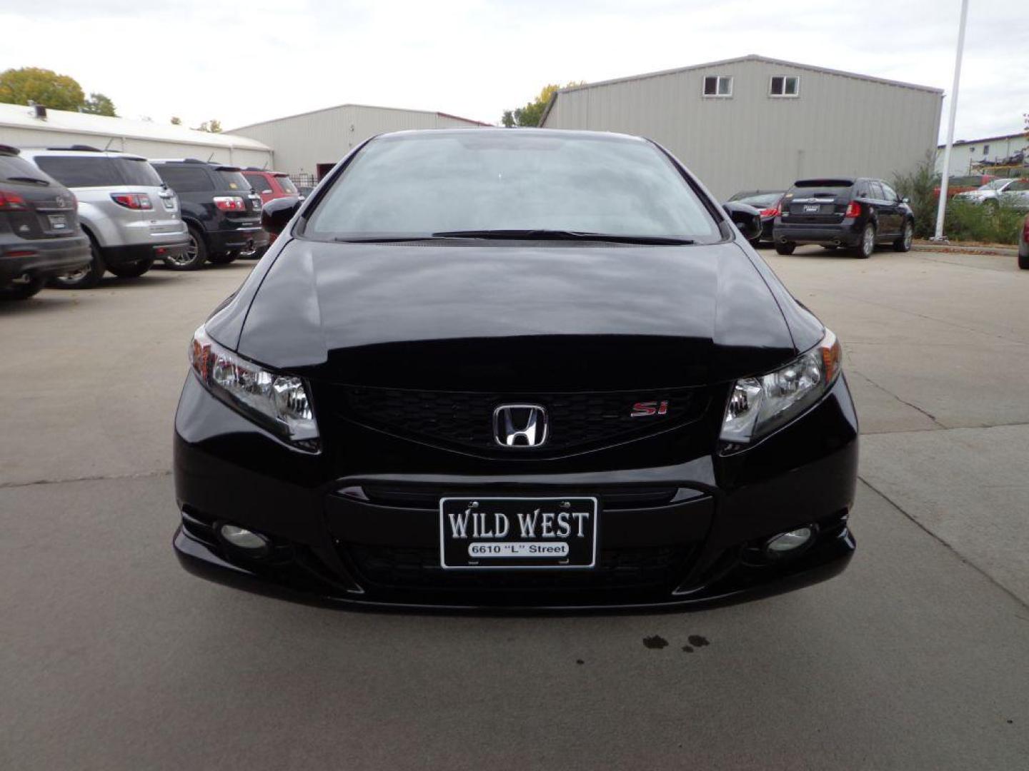 2012 BLACK HONDA CIVIC SI (2HGFG4A56CH) with an 2.4L engine, 6-Speed Manual transmission, located at 6610 L St., Omaha, NE, 68117, (402) 731-7800, 41.212872, -96.014702 - Photo#1