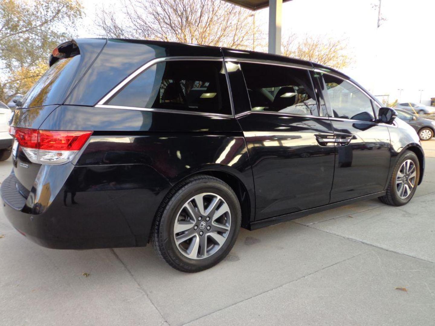 2014 BLACK HONDA ODYSSEY TOURING (5FNRL5H90EB) with an 3.5L engine, Automatic transmission, located at 6610 L St., Omaha, NE, 68117, (402) 731-7800, 41.212872, -96.014702 - Photo#2