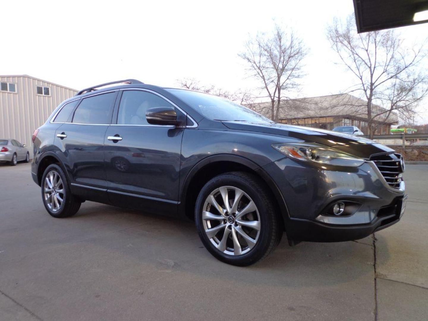 2014 GRAY MAZDA CX-9 GRAND TOURING (JM3TB3DV8E0) with an 3.7L engine, Automatic transmission, located at 6610 L St., Omaha, NE, 68117, (402) 731-7800, 41.212872, -96.014702 - 1-OWNER CLEAN CARFAX LOW MILEAGE LOADED WITH HEATED SEATS, 3RD ROW, SUNROOF, NAV, BACKUP CAM, BOSE AND MUCH MORE! *****We have found that most customers do the majority of their shopping online before visiting a dealership. For this reason we feel it necessary to have a competitive price on o - Photo#2