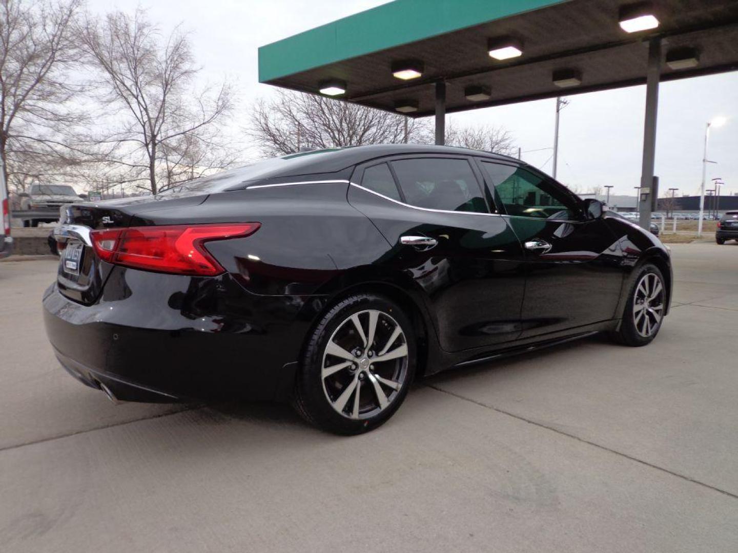 2017 BLACK NISSAN MAXIMA SL (1N4AA6AP1HC) with an 3.5L engine, Continuously Variable transmission, located at 6610 L St., Omaha, NE, 68117, (402) 731-7800, 41.212872, -96.014702 - Photo#3