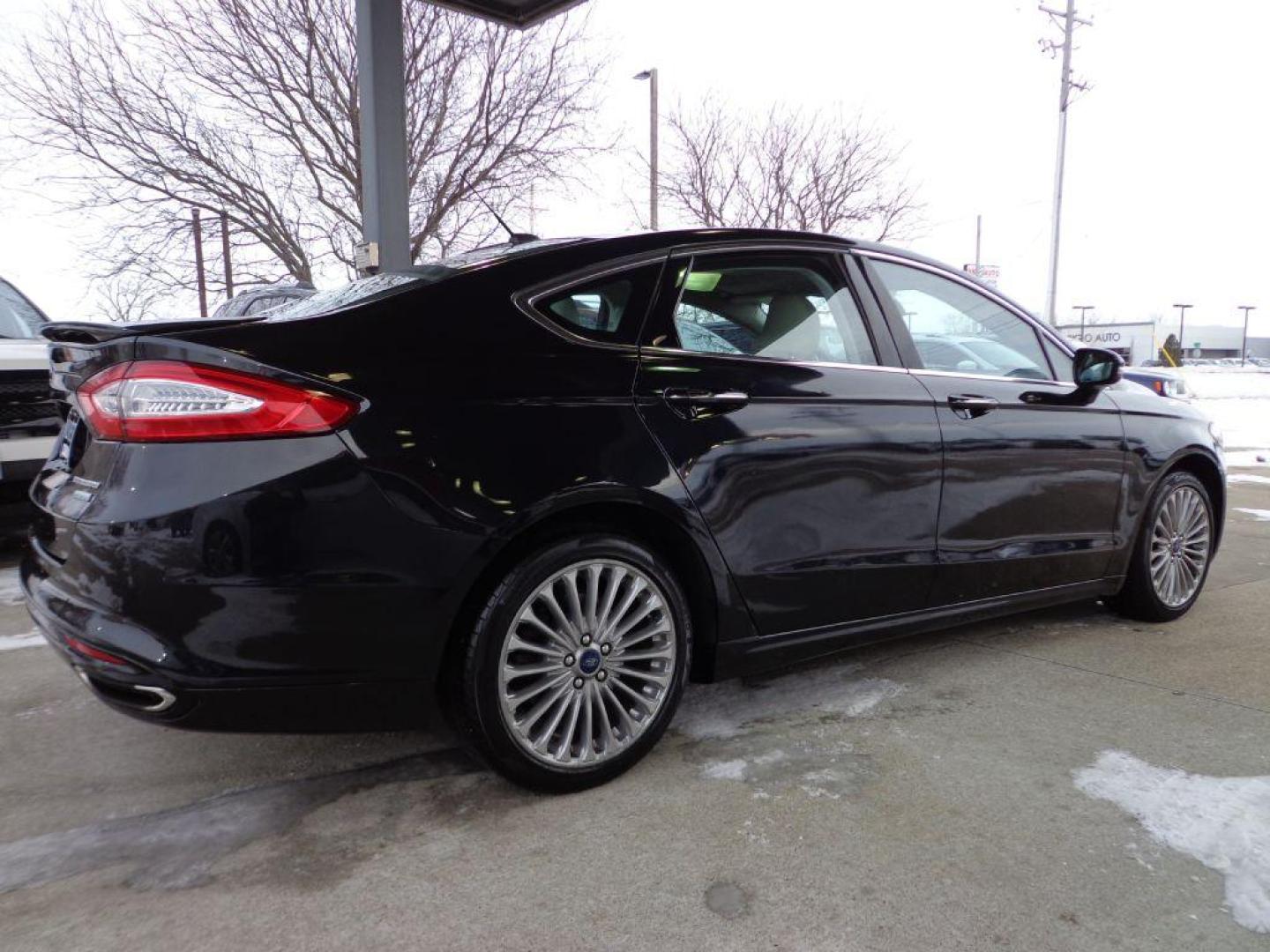 2015 BLACK FORD FUSION TITANIUM (3FA6P0K92FR) with an 2.0L engine, Automatic transmission, located at 6610 L St., Omaha, NE, 68117, (402) 731-7800, 41.212872, -96.014702 - Photo#3