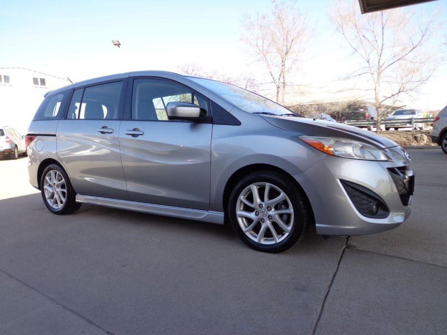 2012 SILVER MAZDA 5 GRAND TOURING (JM1CW2DL4C0) with an 2.5L engine, Automatic transmission, located at 6610 L St., Omaha, NE, 68117, (402) 731-7800, 41.212872, -96.014702 - GRAND TOURING MODEL WITH LOW MILEAGE, CLEAN CARFAX, HEATED LEATHER, 3RD ROW SEATING, SUNROOF AND NEWER TIRES! *****We have found that most customers do the majority of their shopping online before visiting a dealership. For this reason we feel it necessary to have a competitive price on our use - Photo#2