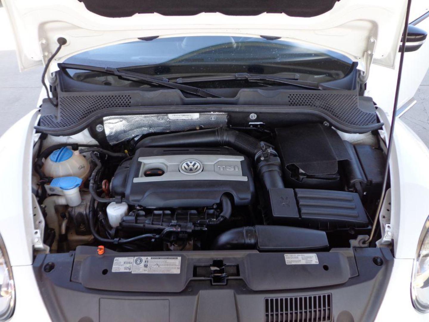 2013 WHITE VOLKSWAGEN BEETLE TURBO (3VWV67AT7DM) with an 2.0L engine, Automatic transmission, located at 6610 L St., Omaha, NE, 68117, (402) 731-7800, 41.212872, -96.014702 - 2-OWNER CLEAN CARFAX LOW MILEAGE WITH A SUNROOF, FENDER AUDIO AND NEWER TIRES! *****We have found that most customers do the majority of their shopping online before visiting a dealership. For this reason we feel it necessary to have a competitive price on our used vehicles right up front. We - Photo#11