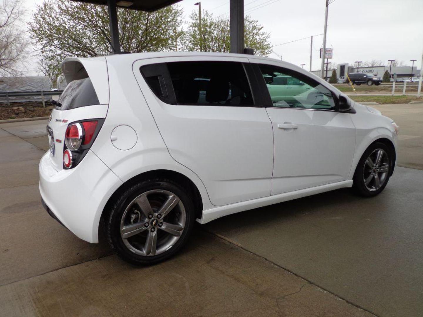 2015 WHITE CHEVROLET SONIC RS (1G1JG6SBXF4) with an 1.4L engine, Automatic transmission, located at 6610 L St., Omaha, NE, 68117, (402) 731-7800, 41.212872, -96.014702 - 1-OWNER CLEAN CARFAX LOW MILEAGE LOADED WITH A SUNROOF, BACKUP CAM AND NEWER TIRES! *****We have found that most customers do the majority of their shopping online before visiting a dealership. For this reason we feel it necessary to have a competitive price on our used vehicles right up front. - Photo#3