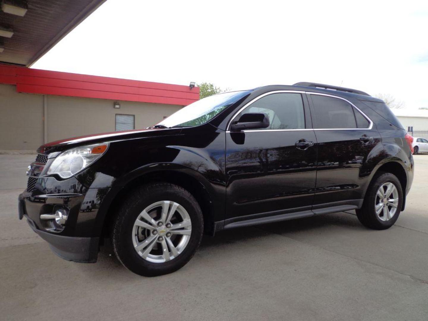 2012 BLACK CHEVROLET EQUINOX LT (2GNFLNEK1C6) with an 2.4L engine, Automatic transmission, located at 6610 L St., Omaha, NE, 68117, (402) 731-7800, 41.212872, -96.014702 - 2-OWNER CLEAN CARFAX LOW MILEAGE LOADED WITH HEATED LEATHER, SUNROOF, BACKUP CAM, POWER LIFTGATE, PREMIUM AUDIO, REMOTE START AND NEWER TIRES! *****We have found that most customers do the majority of their shopping online before visiting a dealership. For this reason we feel it necessary to ha - Photo#0