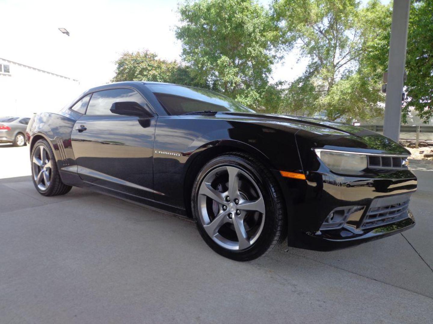 2014 BLACK CHEVROLET CAMARO 2SS (2G1FT1EW8E9) with an 6.2L engine, 6-Speed Manual transmission, located at 6610 L St., Omaha, NE, 68117, (402) 731-7800, 41.212872, -96.014702 - 1-OWNER CLEAN CARFAX, LOW MILEAGE LOADED WITH LEATHER, SUNROOF, NAV, BACKUP CAM, PREMIUM AUDIO AND NEWER TIRES! *****We have found that most customers do the majority of their shopping online before visiting a dealership. For this reason we feel it necessary to have a competitive price on our u - Photo#2