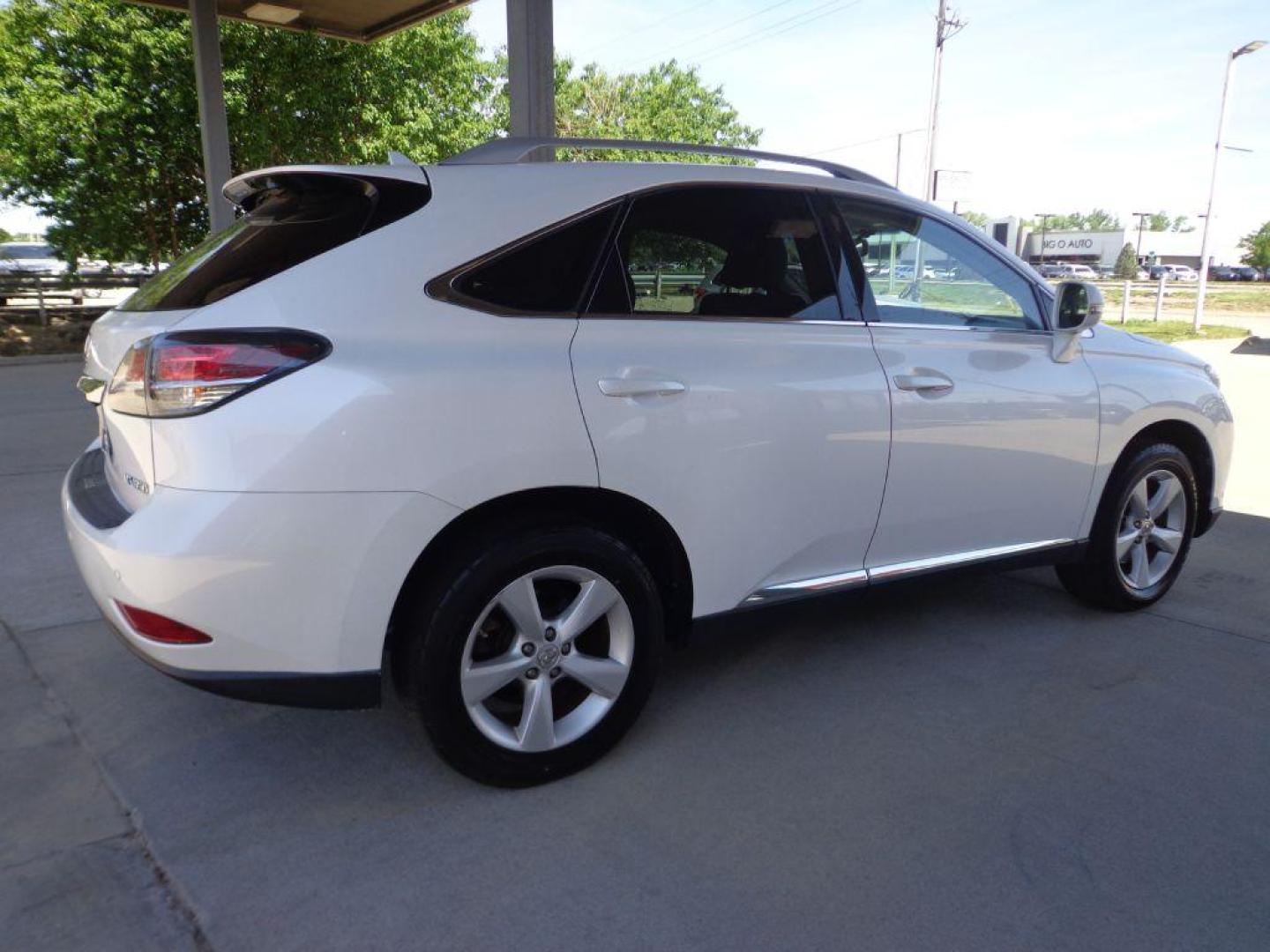 2013 WHITE LEXUS RX 350 BASE (2T2BK1BA8DC) with an 3.5L engine, Automatic transmission, located at 6610 L St., Omaha, NE, 68117, (402) 731-7800, 41.212872, -96.014702 - 2-OWNER CLEAN CARFAX , LOW MILEAGE LOADED WITH HEATED/COOLED SEATS, BACKUP CAM, NAV, SUNROOF AND MUCH MORE! *****We have found that most customers do the majority of their shopping online before visiting a dealership. For this reason we feel it necessary to have a competitive price on our used - Photo#3