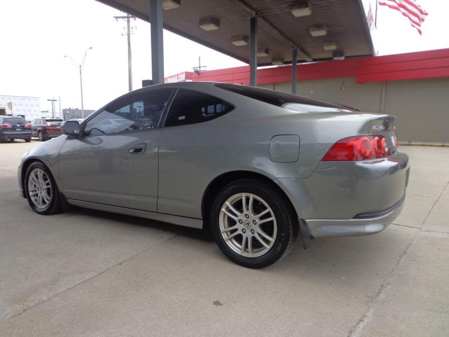 2005 TAN ACURA RSX (JH4DC54805S) with an 2.0L engine, Automatic transmission, located at 6610 L St., Omaha, NE, 68117, (402) 731-7800, 41.212872, -96.014702 - Photo#5