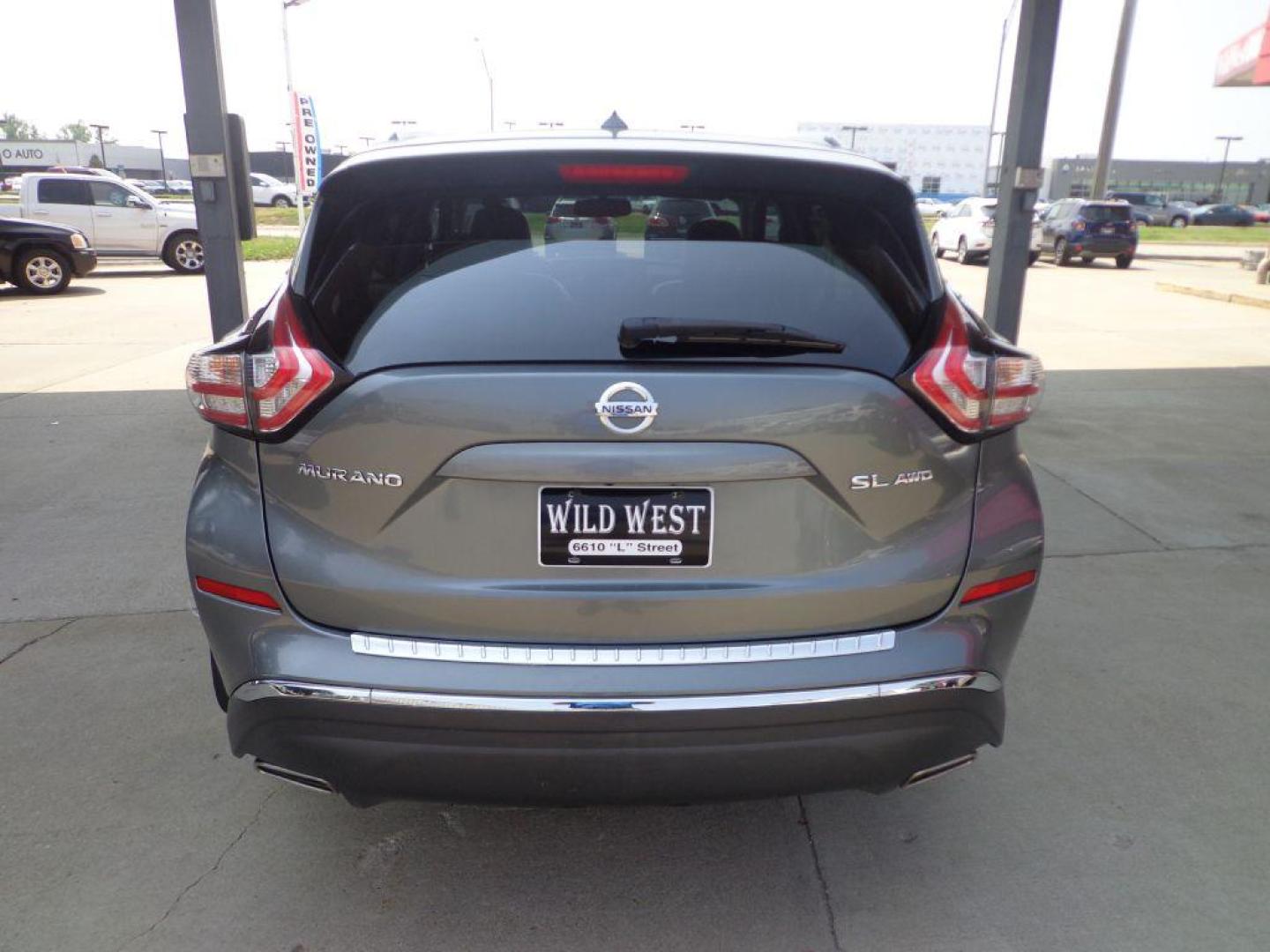 2015 GRAY NISSAN MURANO SL (5N1AZ2MH6FN) with an 3.5L engine, Continuously Variable transmission, located at 6610 L St., Omaha, NE, 68117, (402) 731-7800, 41.212872, -96.014702 - Photo#4