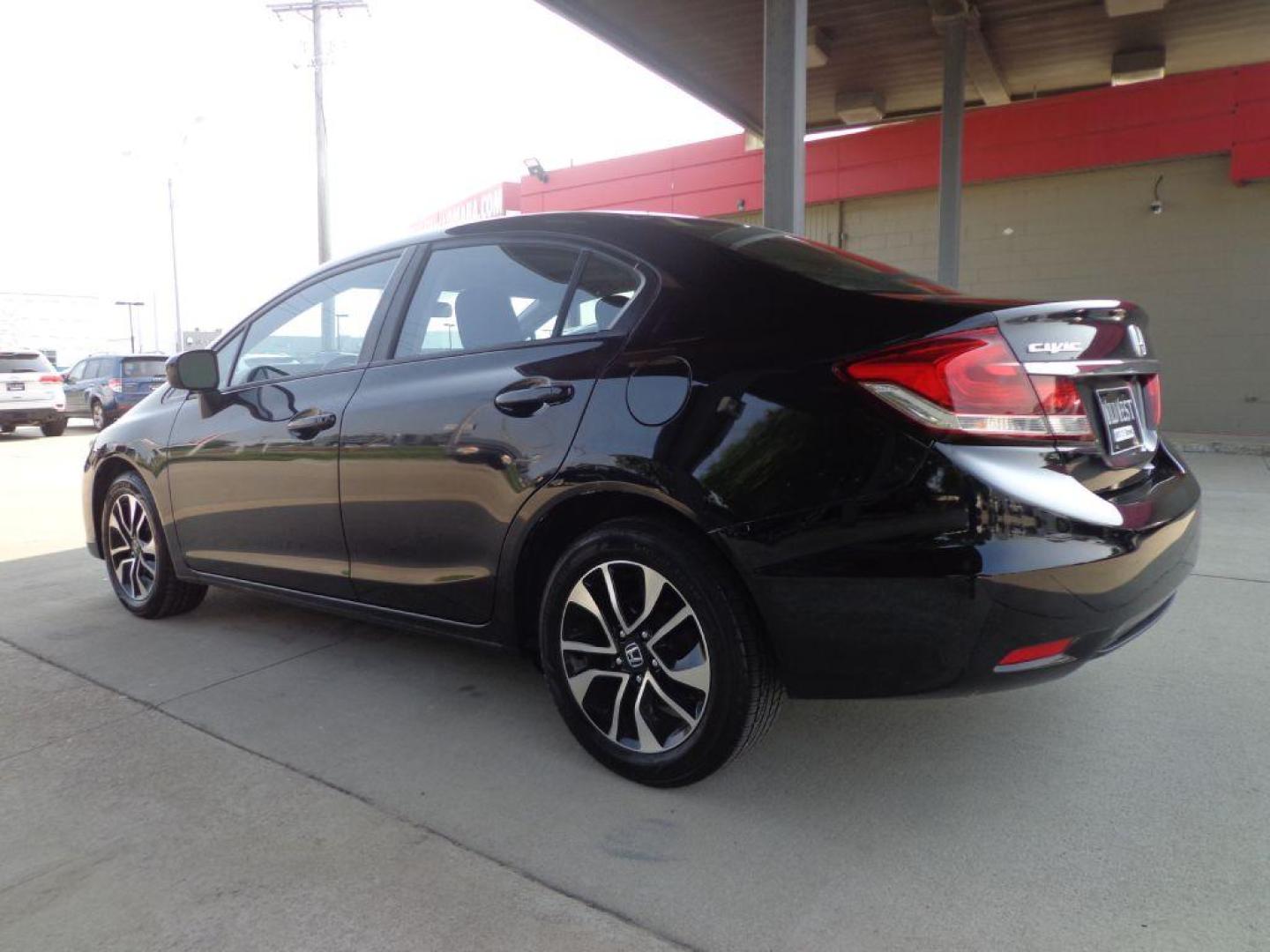 2014 BLACK HONDA CIVIC EX (2HGFB2F86EH) with an 1.8L engine, Continuously Variable transmission, located at 6610 L St., Omaha, NE, 68117, (402) 731-7800, 41.212872, -96.014702 - 1-OWNER, CLEAN CARFAX, LOW MILES WITH NEWER TIRES! *****We have found that most customers do the majority of their shopping online before visiting a dealership. For this reason we feel it necessary to have a competitive price on our used vehicles right up front. We spend time researching the re - Photo#5