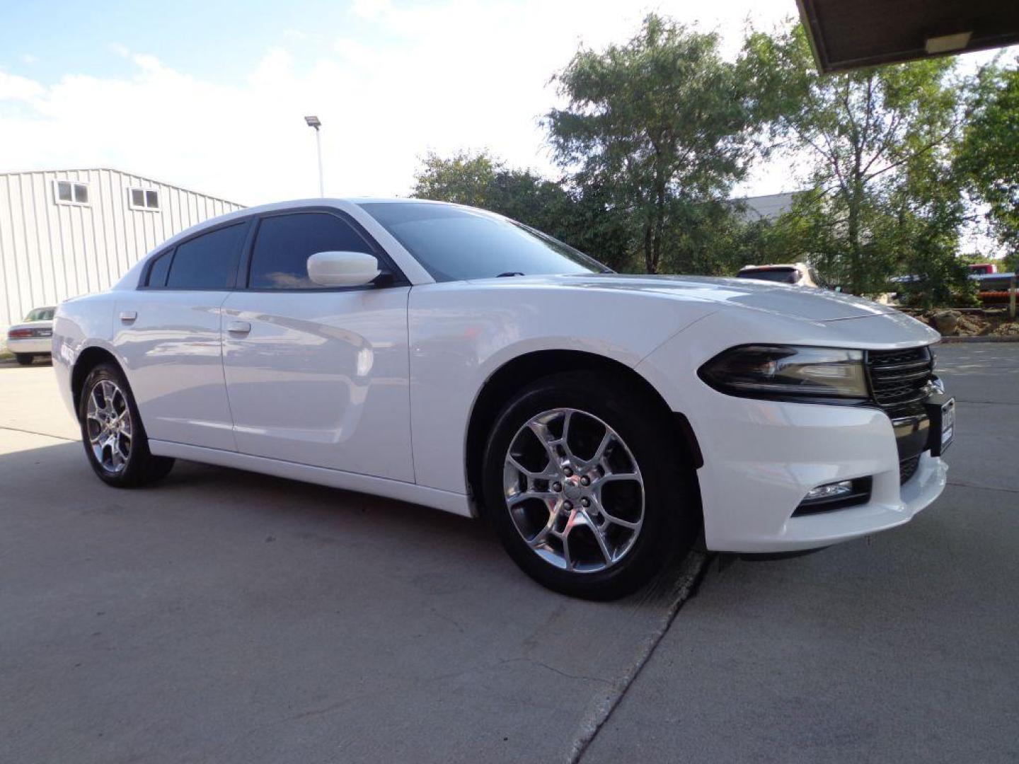 2016 WHITE DODGE CHARGER SXT (2C3CDXJG6GH) with an 3.6L engine, Automatic transmission, located at 6610 L St., Omaha, NE, 68117, (402) 731-7800, 41.212872, -96.014702 - 2-OWNER, CLEAN CARFAX, LOW MILEAGE, SXT PLUS AWD PACKAGE LOADED WITH OPTIONS AND NEWER TIRES! *****We have found that most customers do the majority of their shopping online before visiting a dealership. For this reason we feel it necessary to have a competitive price on our used vehicles right - Photo#2