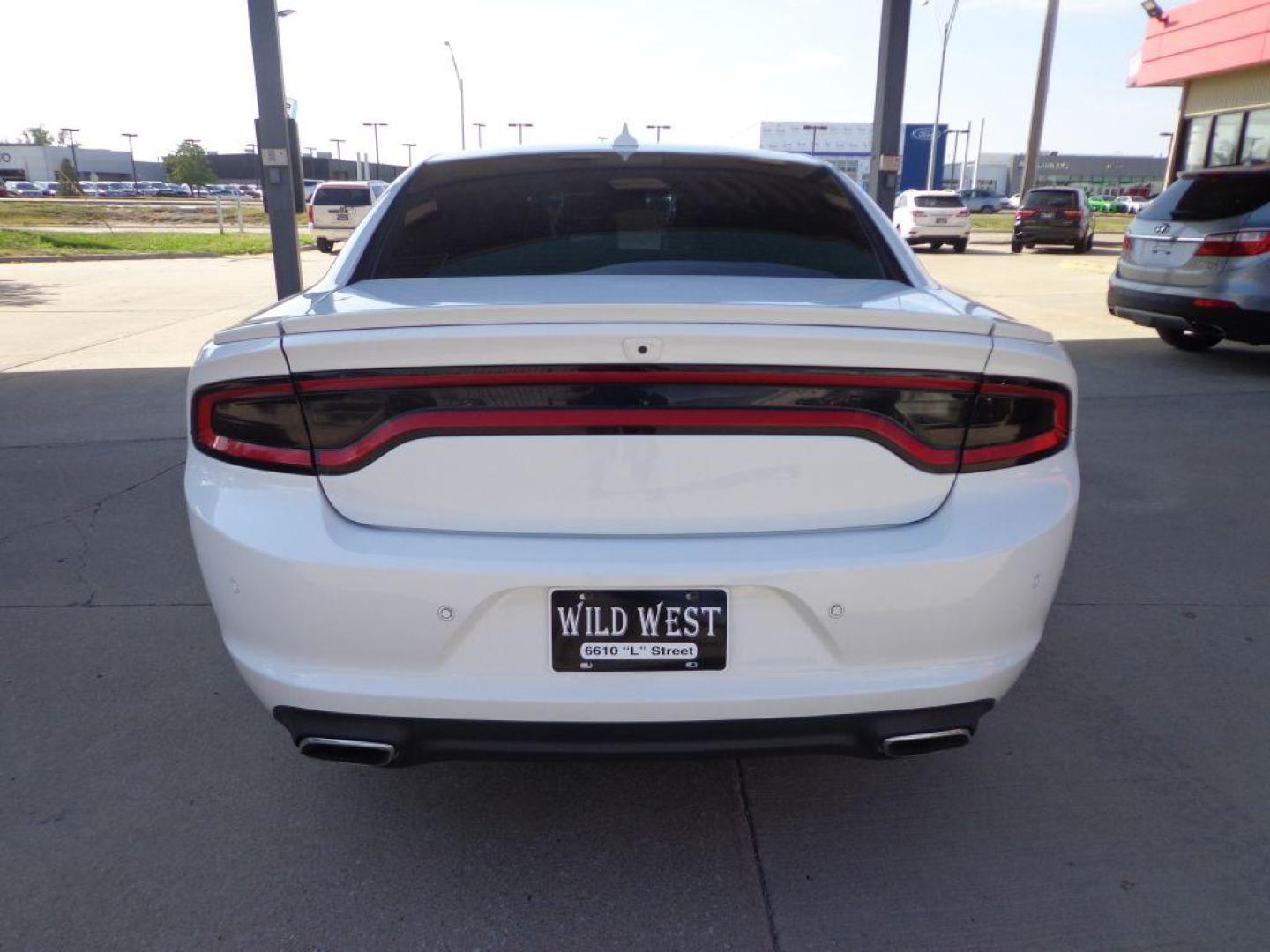 2016 WHITE DODGE CHARGER SXT (2C3CDXJG6GH) with an 3.6L engine, Automatic transmission, located at 6610 L St., Omaha, NE, 68117, (402) 731-7800, 41.212872, -96.014702 - 2-OWNER, CLEAN CARFAX, LOW MILEAGE, SXT PLUS AWD PACKAGE LOADED WITH OPTIONS AND NEWER TIRES! *****We have found that most customers do the majority of their shopping online before visiting a dealership. For this reason we feel it necessary to have a competitive price on our used vehicles right - Photo#4