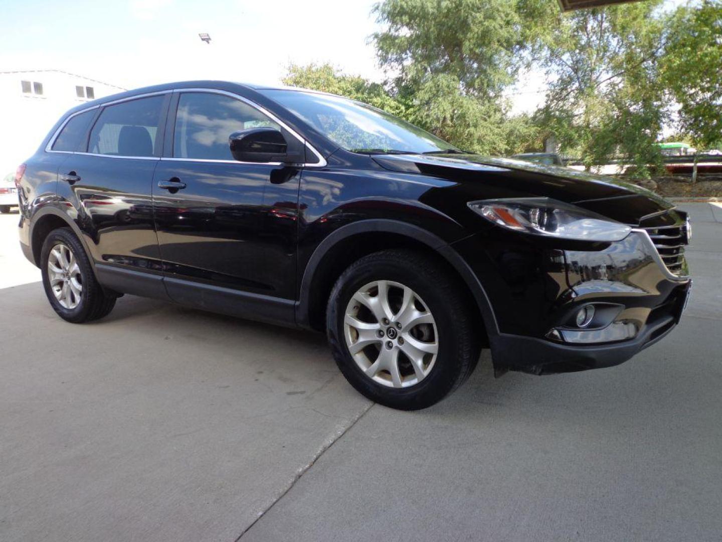 2013 BLACK MAZDA CX-9 TOURING (JM3TB3CVXD0) with an 3.7L engine, Automatic transmission, located at 6610 L St., Omaha, NE, 68117, (402) 731-7800, 41.212872, -96.014702 - 1-OWNER CLEAN CARFAX LOW MILEAGE LOADED WITH NAV, BACKUP CAM, SUNROOF, 3RD ROW, HEATED LEATHER, BOSE AUDIO, BSM AND NEWER TIRES! *****We have found that most customers do the majority of their shopping online before visiting a dealership. For this reason we feel it necessary to have a competi - Photo#2