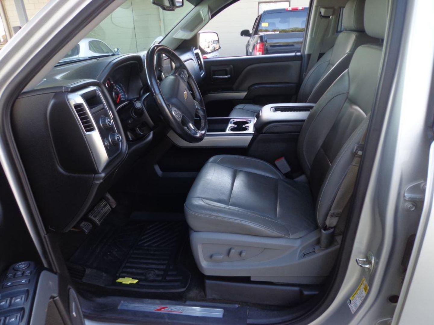 2016 SILVER CHEVROLET SILVERADO 1500 LTZ (3GCUKSECXGG) with an 5.3L engine, Automatic transmission, located at 6610 L St., Omaha, NE, 68117, (402) 731-7800, 41.212872, -96.014702 - 2-OWNER, CLEAN CARFAX, LOW MILEAGE LTZ WITH NEWER TIRES! *****We have found that most customers do the majority of their shopping online before visiting a dealership. For this reason we feel it necessary to have a competitive price on our used vehicles right up front. We spend time researchin - Photo#14