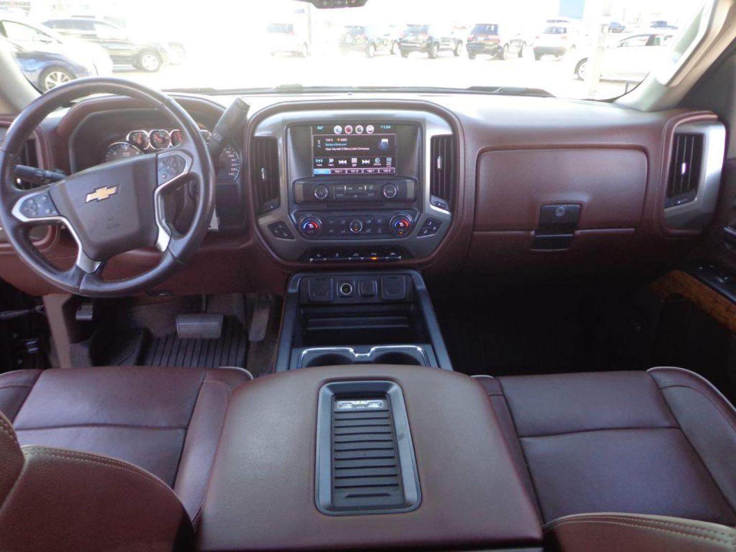 2016 BLACK CHEVROLET SILVERADO 1500 HIGH COUNTRY (3GCUKTEC6GG) with an 5.3L engine, Automatic transmission, located at 6610 L St., Omaha, NE, 68117, (402) 731-7800, 41.212872, -96.014702 - 2-OWNER, CLEAN CARFAX, LOW MILEAGE, LOADED WITH A SUNROOF, NAV, DRIVERS ASSIST AND NEWER TIRES! *****We have found that most customers do the majority of their shopping online before visiting a dealership. For this reason we feel it necessary to have a competitive price on our used vehicles rig - Photo#20