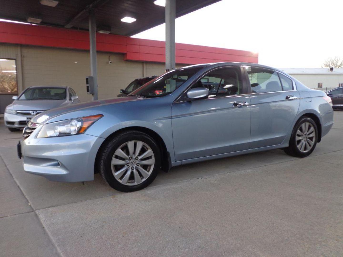 2011 BLUE HONDA ACCORD EXL (1HGCP3F86BA) with an 3.5L engine, Automatic transmission, located at 6610 L St., Omaha, NE, 68117, (402) 731-7800, 41.212872, -96.014702 - 2-OWNER, CLEAN CARFAX, LOW MILEAGE, HEATED LEATHER, SUNROOF, NAV, BACKUP CAM AND NEWER TIRES! *****We have found that most customers do the majority of their shopping online before visiting a dealership. For this reason we feel it necessary to have a competitive price on our used vehicles rig - Photo#0