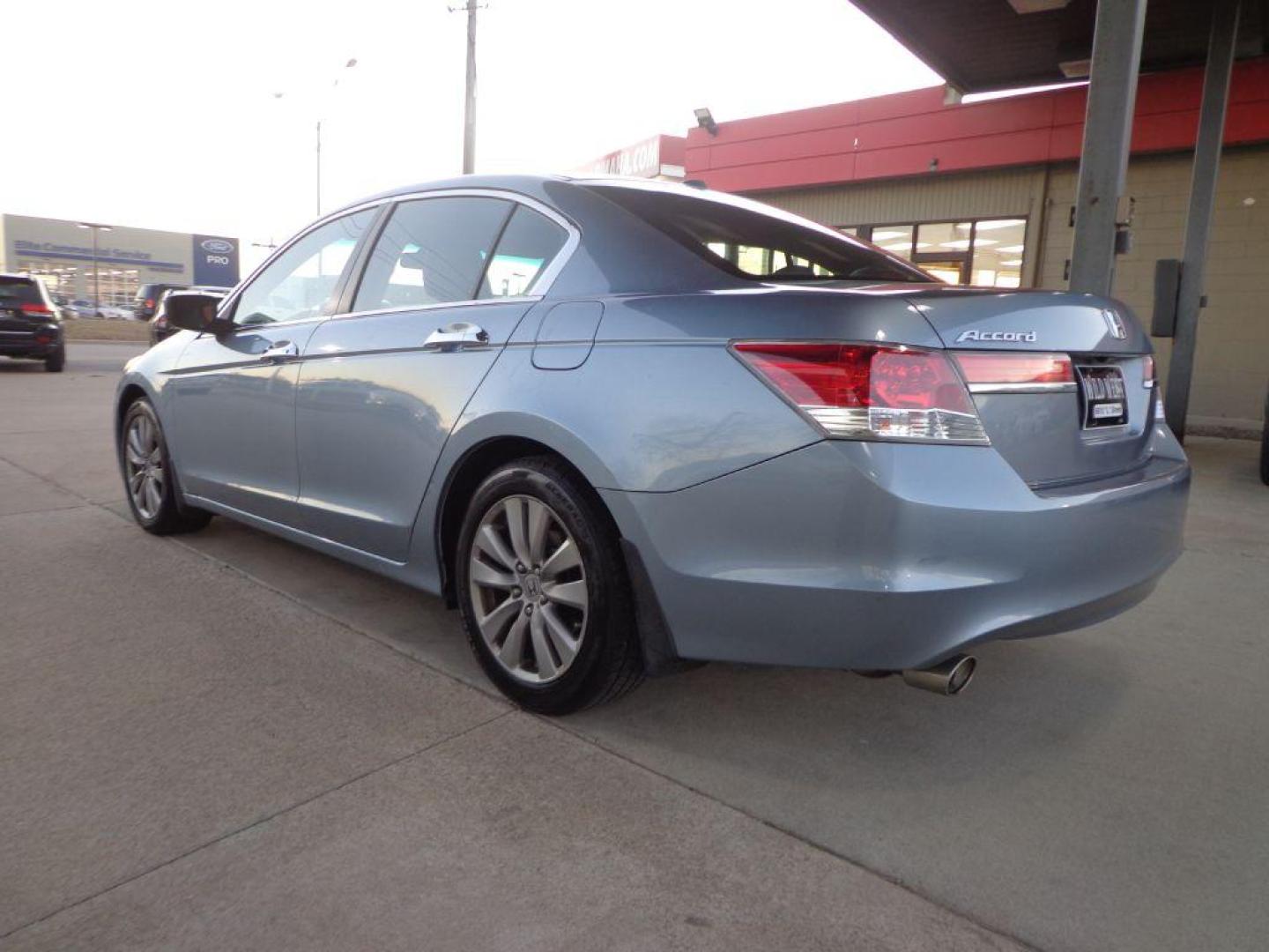 2011 BLUE HONDA ACCORD EXL (1HGCP3F86BA) with an 3.5L engine, Automatic transmission, located at 6610 L St., Omaha, NE, 68117, (402) 731-7800, 41.212872, -96.014702 - 2-OWNER, CLEAN CARFAX, LOW MILEAGE, HEATED LEATHER, SUNROOF, NAV, BACKUP CAM AND NEWER TIRES! *****We have found that most customers do the majority of their shopping online before visiting a dealership. For this reason we feel it necessary to have a competitive price on our used vehicles rig - Photo#5