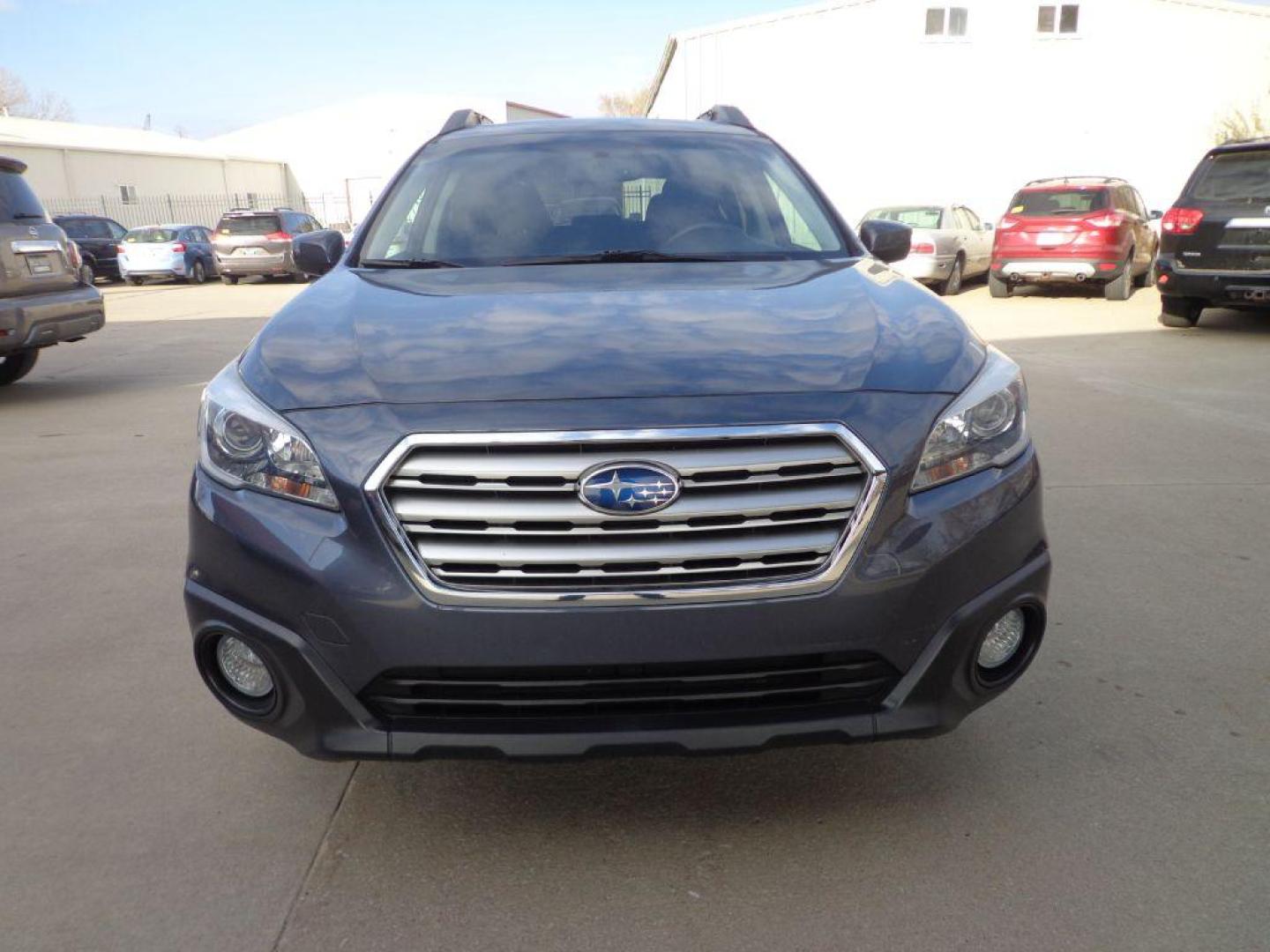 2015 GRAY SUBARU OUTBACK 2.5I PREMIUM (4S4BSBDC0F3) with an 2.5L engine, Continuously Variable transmission, located at 6610 L St., Omaha, NE, 68117, (402) 731-7800, 41.212872, -96.014702 - 1-OWNER, CLEAN CARFAX, SUNROOF, HEATED SEATS, BACKUP CAM AND NEWER TIRES! *****We have found that most customers do the majority of their shopping online before visiting a dealership. For this reason we feel it necessary to have a competitive price on our used vehicles right up front. We spend - Photo#1