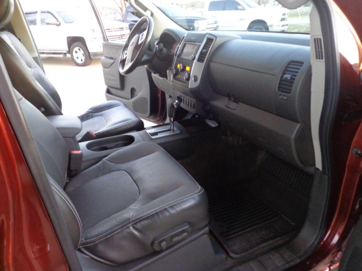 2016 BRONZE NISSAN FRONTIER PRO-4X (1N6AD0EV6GN) with an 4.0L engine, Automatic transmission, located at 6610 L St., Omaha, NE, 68117, (402) 731-7800, 41.212872, -96.014702 - 2-OWNER, CLEAN CARFAX, LOW MILEAGE LOADED WITH HEATED LEATHER, SUNROOF, NAV, BACKUP CAM AND NEWER TIRES! *****We have found that most customers do the majority of their shopping online before visiting a dealership. For this reason we feel it necessary to have a competitive price on our used veh - Photo#13