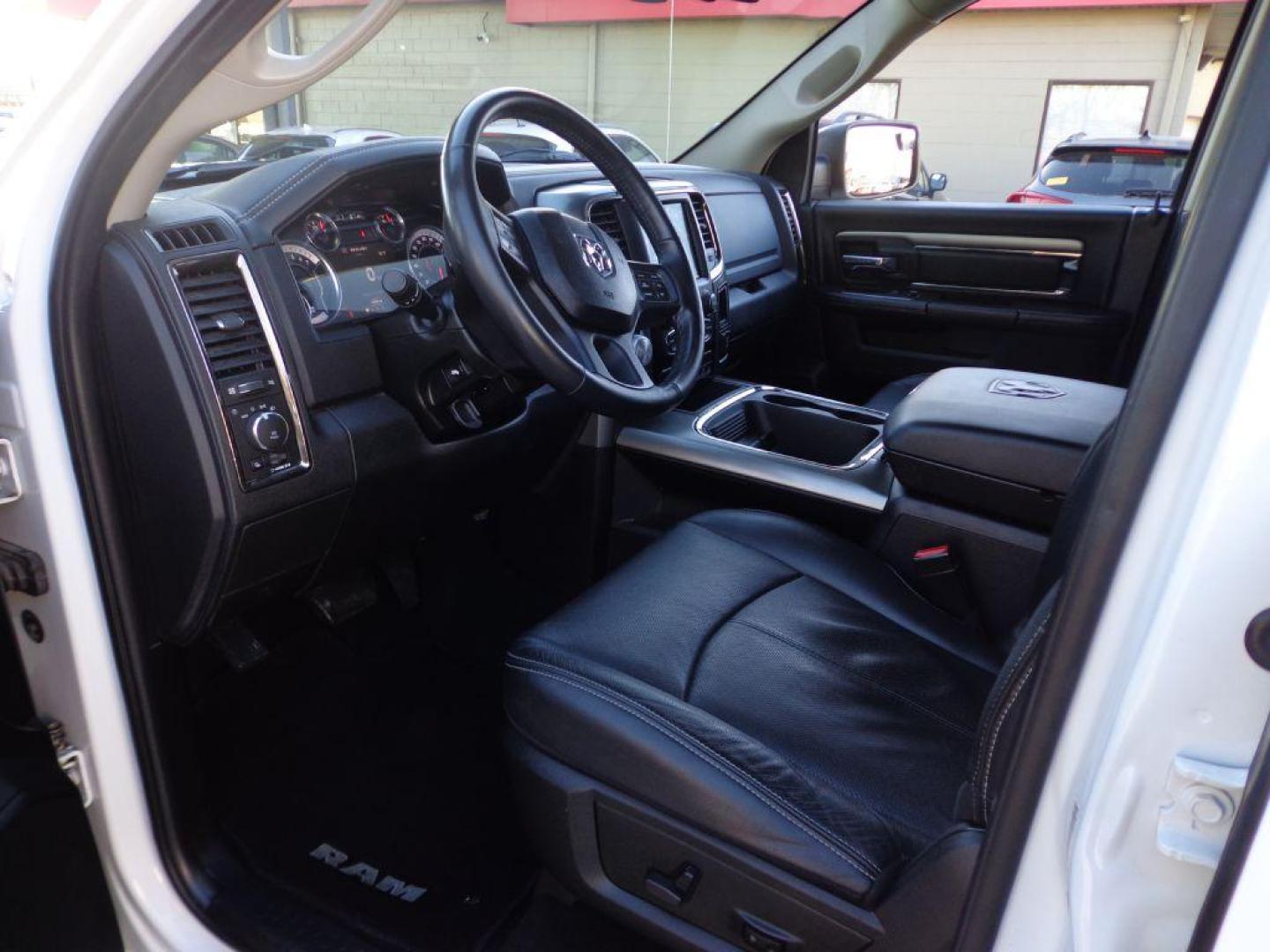 2018 WHITE RAM 1500 NIGHT EDITION (1C6RR7MT6JS) with an 5.7L engine, Automatic transmission, located at 6610 L St., Omaha, NE, 68117, (402) 731-7800, 41.212872, -96.014702 - SHARO LOW MILE RAM NIGHT EDITION LOADED WITH A CLEAN CARFAX AND NEWER TIRES! *****We have found that most customers do the majority of their shopping online before visiting a dealership. For this reason we feel it necessary to have a competitive price on our used vehicles right up front. We spe - Photo#14