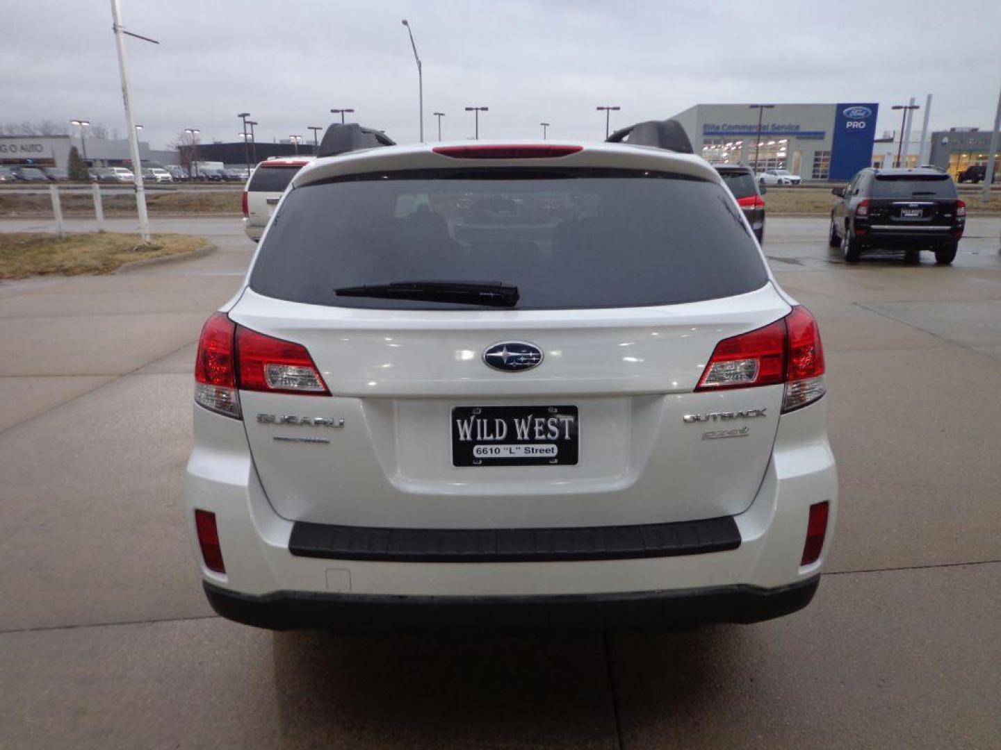 2012 WHITE SUBARU OUTBACK 2.5I PREMIUM (4S4BRBCC6C3) with an 2.5L engine, Continuously Variable transmission, located at 6610 L St., Omaha, NE, 68117, (402) 731-7800, 41.212872, -96.014702 - 1-OWNER, CLEAN CARFAX, LOW MILEAGE WITH HEATED SEATS! *****We have found that most customers do the majority of their shopping online before visiting a dealership. For this reason we feel it necessary to have a competitive price on our used vehicles right up front. We spend time researching t - Photo#4