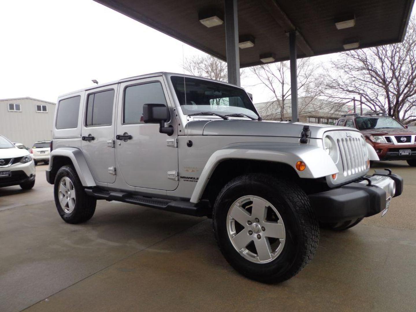 2012 SILVER JEEP WRANGLER UNLIMI SAHARA (1C4HJWEG2CL) with an 3.6L engine, Automatic transmission, located at 6610 L St., Omaha, NE, 68117, (402) 731-7800, 41.212872, -96.014702 - 2-OWNER, CLEAN CARFAX , LOW MILEAGE, HEATED LEATHER, AND NAV! *****We have found that most customers do the majority of their shopping online before visiting a dealership. For this reason we feel it necessary to have a competitive price on our used vehicles right up front. We spend time resear - Photo#2