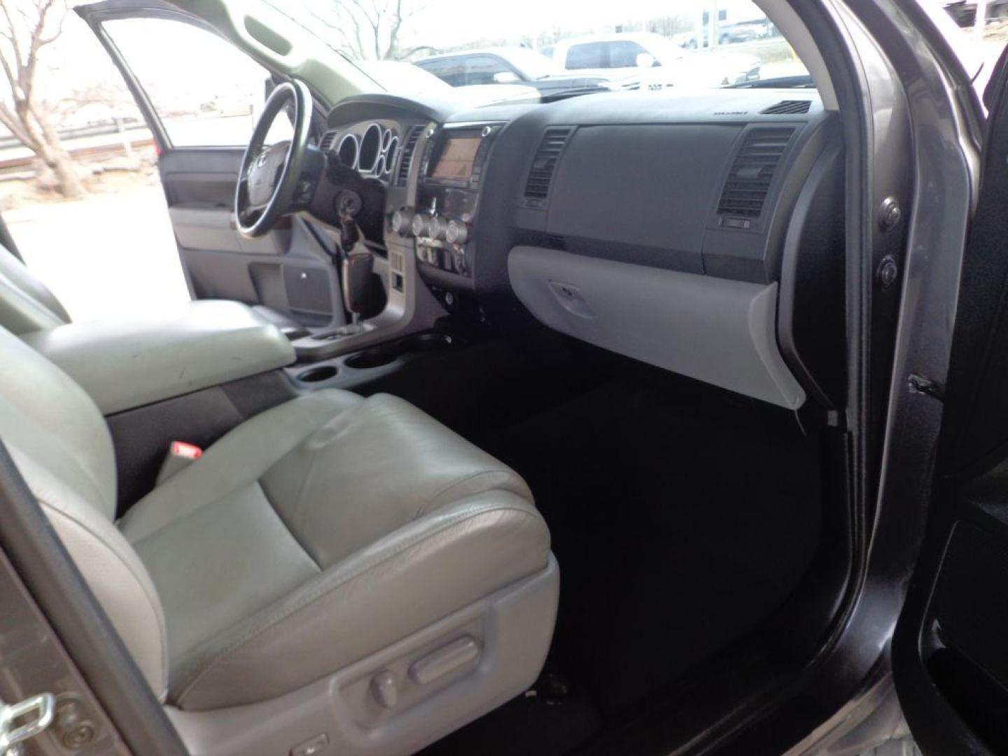 2012 GRAY TOYOTA TUNDRA DOUBLE CAB LIMITED (5TFBY5F19CX) with an 5.7L engine, Automatic transmission, located at 6610 L St., Omaha, NE, 68117, (402) 731-7800, 41.212872, -96.014702 - 2-OWNER, CLEAN CARFAX, LOW MILEAGE, RUST-FREE, HEATED LEATHER, NAV, BACKUP CAM AND NEWER TIRES! *****We have found that most customers do the majority of their shopping online before visiting a dealership. For this reason we feel it necessary to have a competitive price on our used vehicles r - Photo#17