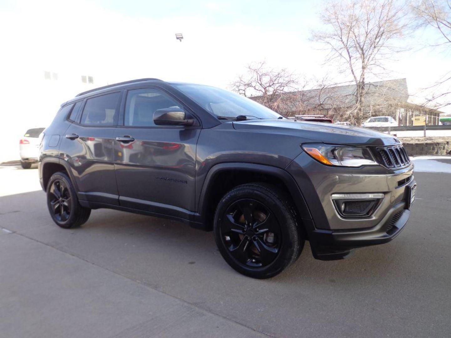 2018 BLACK JEEP COMPASS ALTITUDE (3C4NJDBB2JT) with an 2.4L engine, Automatic transmission, located at 6610 L St., Omaha, NE, 68117, (402) 731-7800, 41.212872, -96.014702 - 1-OWNER, CLEAN CARFAX, LOW MILEAGE, HEATED LEATHER/WHEEL, PANORAMIC ROOF, SPECIAL EDITION BLACKOUT PACKAGE REMOTE START, APPLE CARPLAY/ANDROID AND NEWER TIRES! *****We have found that most customers do the majority of their shopping online before visiting a dealership. For this reason we feel - Photo#2