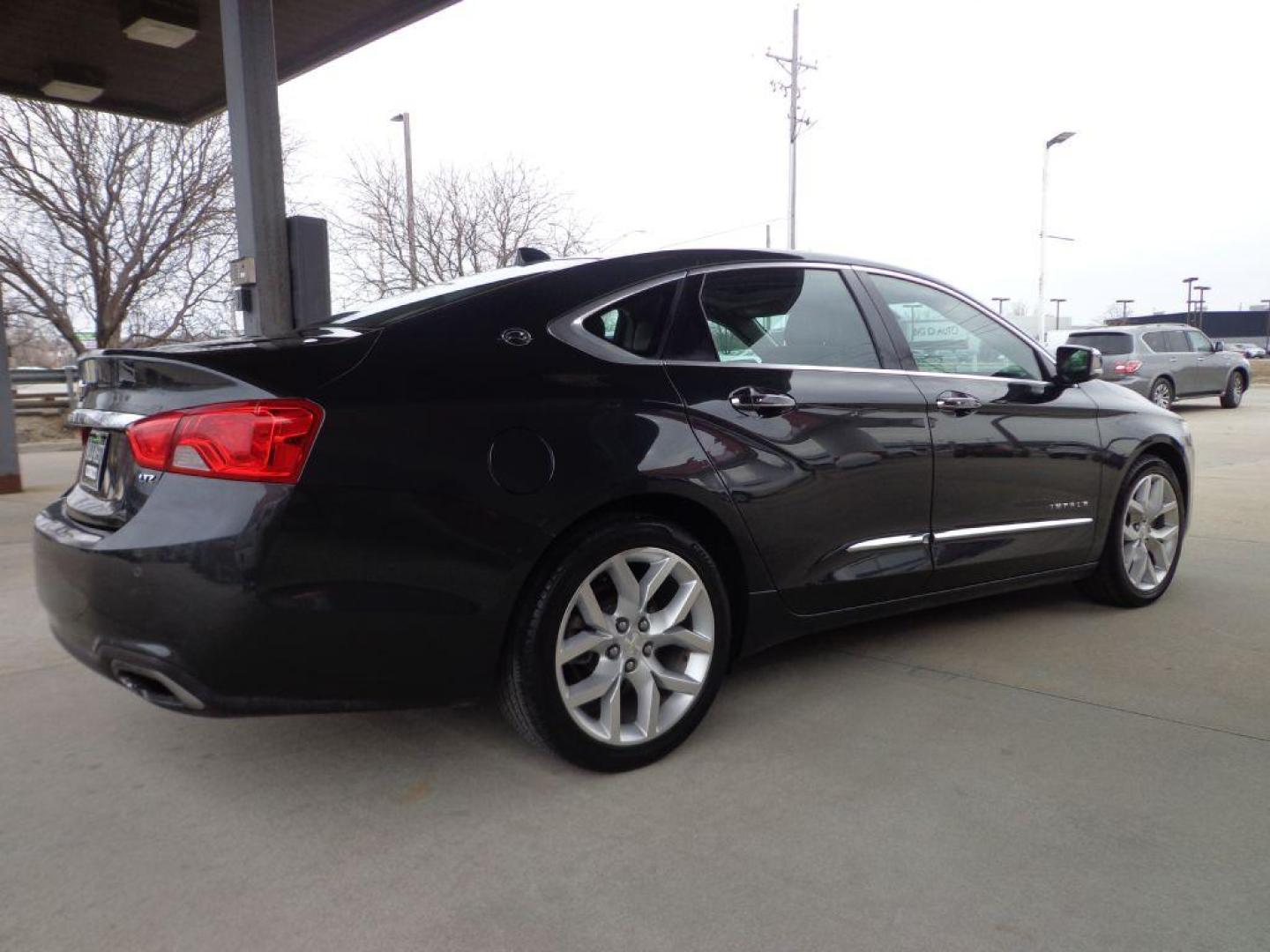 2014 GRAY CHEVROLET IMPALA LTZ (2G1145SL9E9) with an 2.5L engine, Automatic transmission, located at 6610 L St., Omaha, NE, 68117, (402) 731-7800, 41.212872, -96.014702 - SHARP LTZ WITH A CLEAN CARFAX, SUNROOF, NAV, HEATED/COOLED SEATS, DRIVER ASSIST AND NEWER TIRES! *****We have found that most customers do the majority of their shopping online before visiting a dealership. For this reason we feel it necessary to have a competitive price on our used vehicles - Photo#3