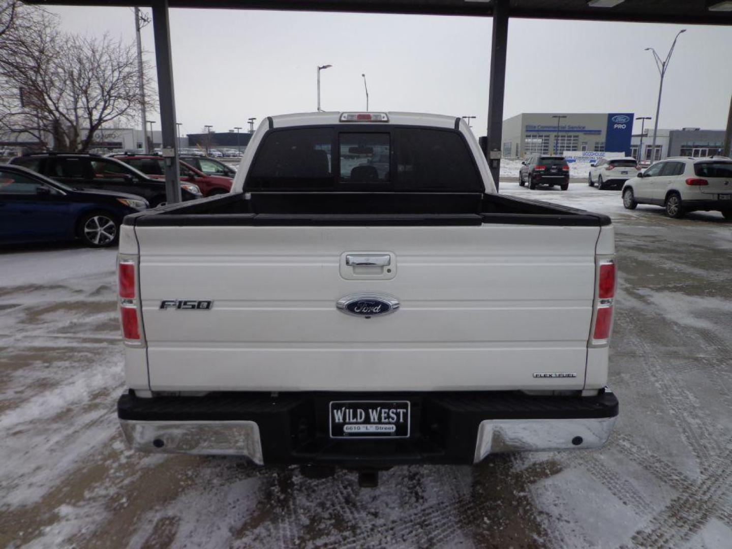 2013 WHITE FORD F150 SUPERCREW (1FTFW1EF6DF) with an 5.0L engine, Automatic transmission, located at 6610 L St., Omaha, NE, 68117, (402) 731-7800, 41.212872, -96.014702 - Photo#4