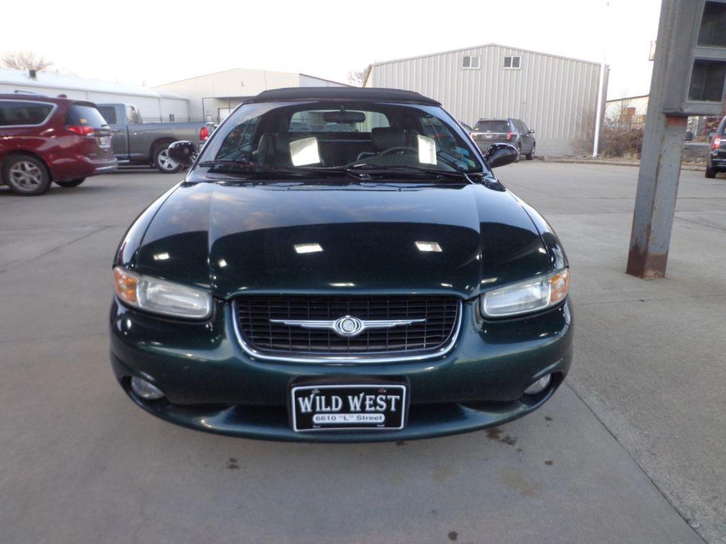 1999 GREEN CHRYSLER SEBRING JXI (3C3EL55H5XT) with an 2.5L engine, Automatic transmission, located at 6610 L St., Omaha, NE, 68117, (402) 731-7800, 41.212872, -96.014702 - Photo#1