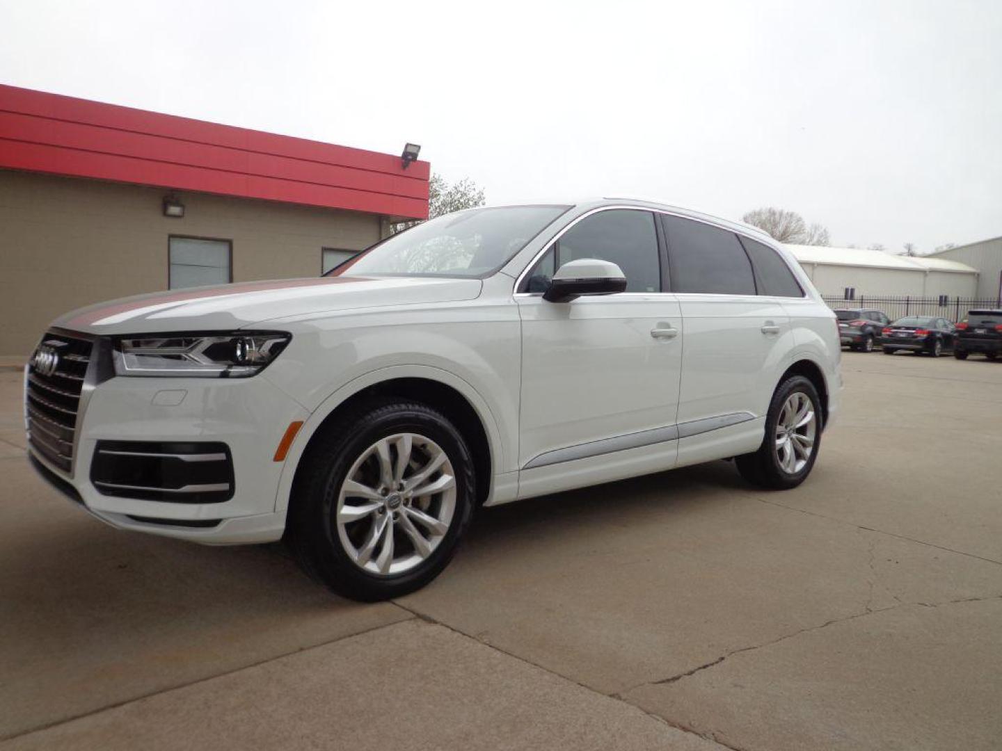 2017 WHITE AUDI Q7 PREMIUM (WA1AHAF75HD) with an 2.0L engine, Automatic transmission, located at 6610 L St., Omaha, NE, 68117, (402) 731-7800, 41.212872, -96.014702 - Photo#0